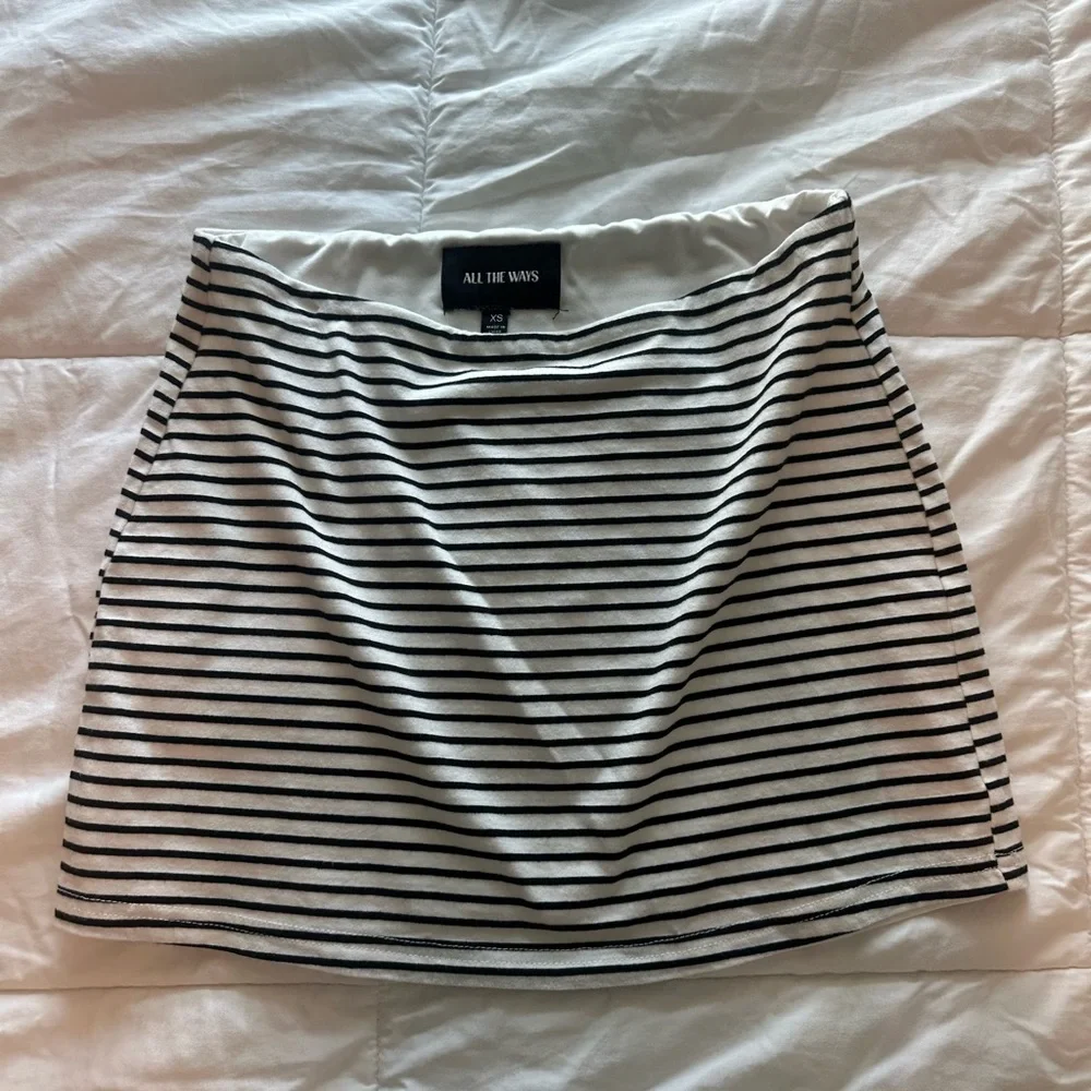 Black and White Striped Women's Skirt - Picture 1 of 3